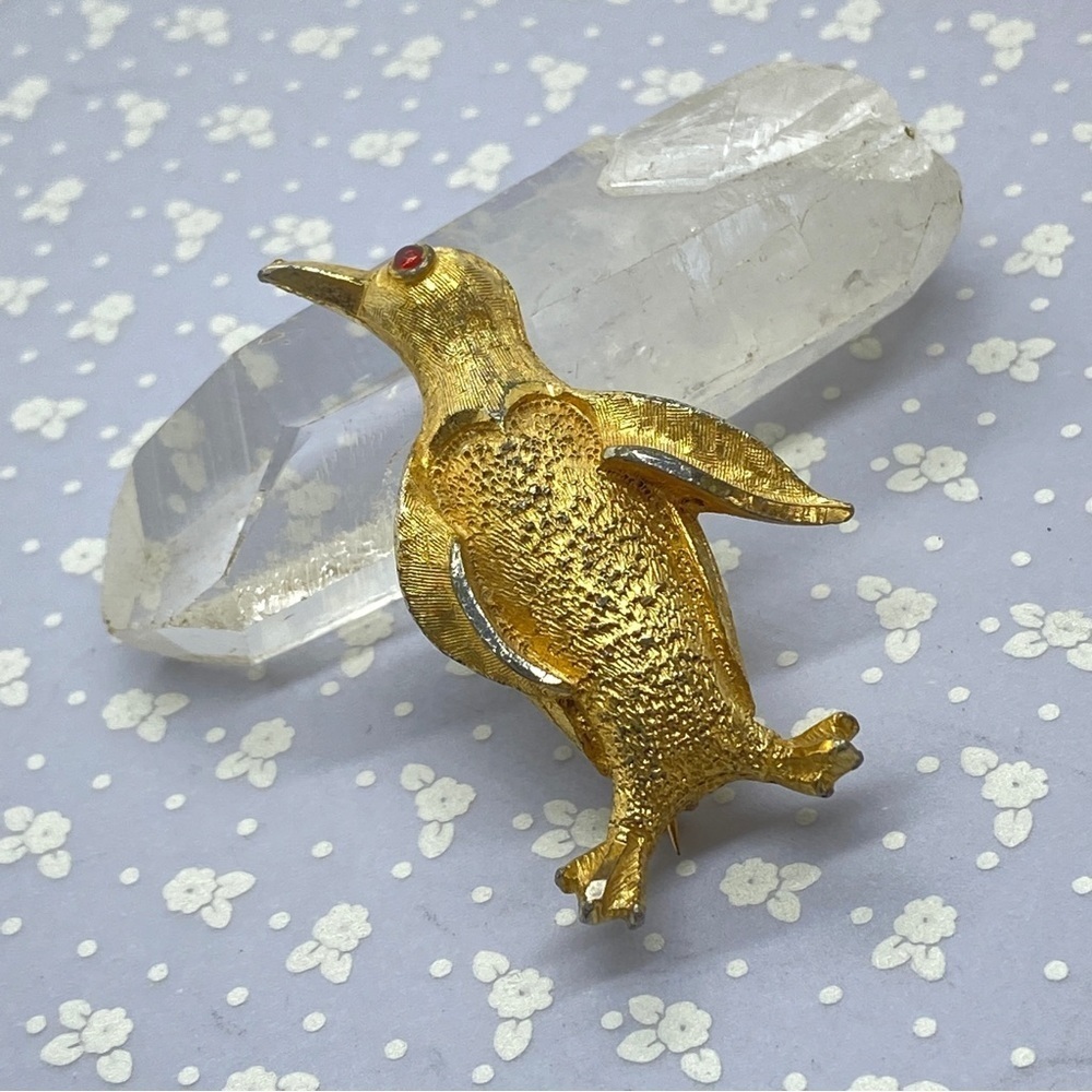 BSK Goldtone Penguin Brooch Vintage